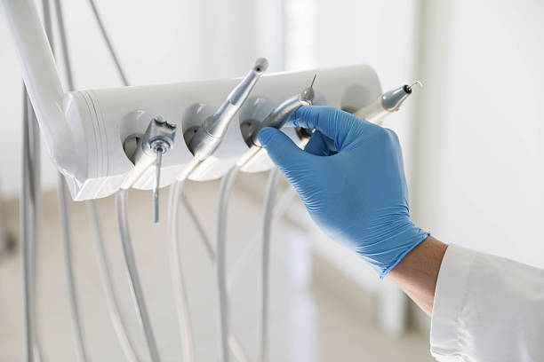 Professional Emergency Dentist technician working in Cerritos, CA